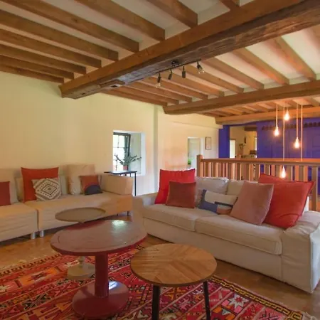 Le Moulin De Jeanne * Vieux (Calvados)